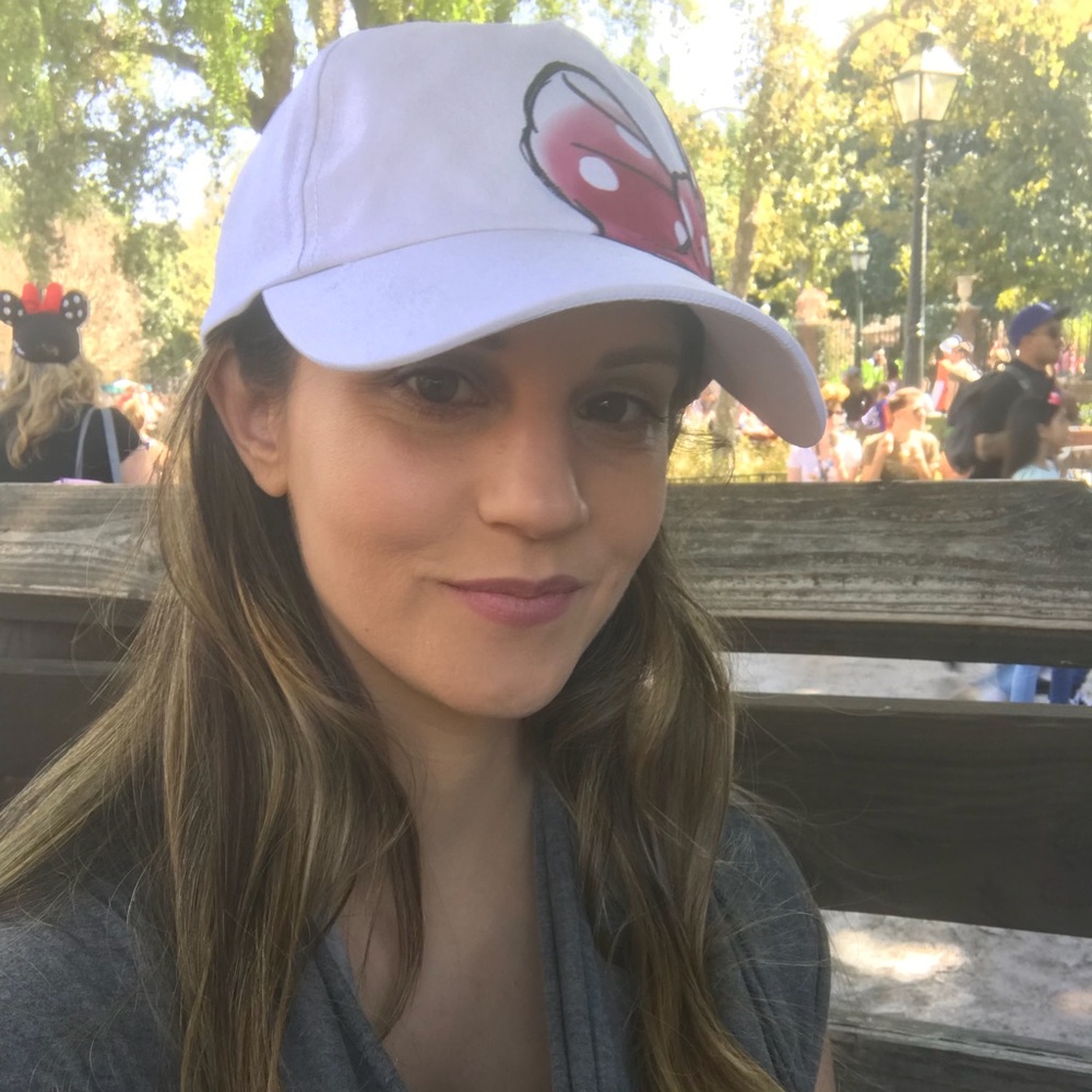 Meet your Posher, Lauren